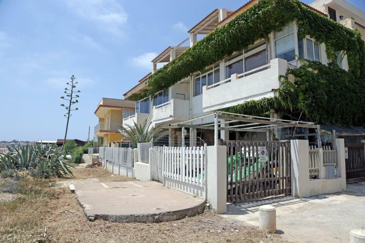 Balcone Sul Mediterraneo Punta Secca Exterior foto